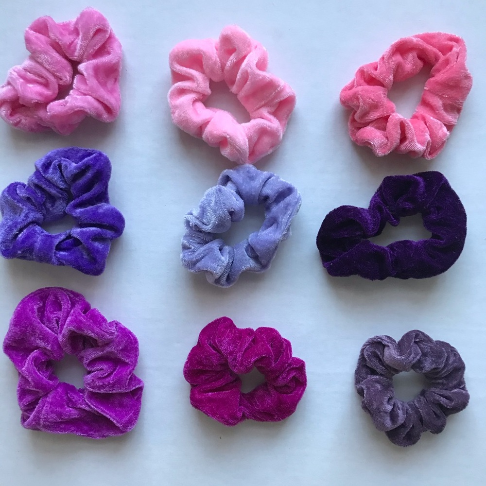 9 pack of Scrunchies!